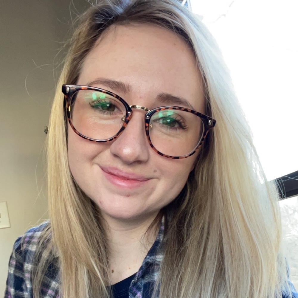 Meet your Posher, Ashlyn